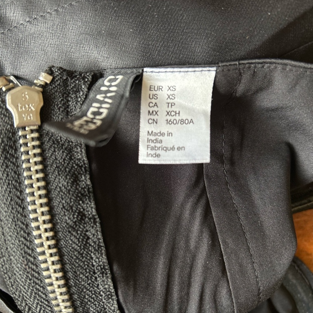 H&M Divided Black Corset Top - Picture 6 of 6